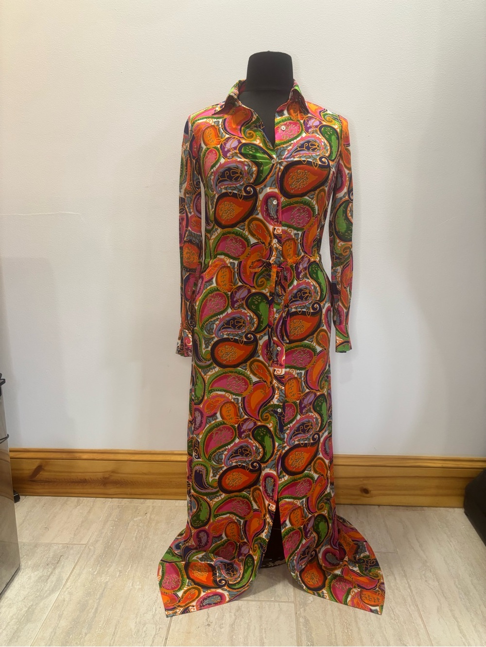 Trina Turk | Vibrant Paisley Maxi Dress - Picture 4 of 6
